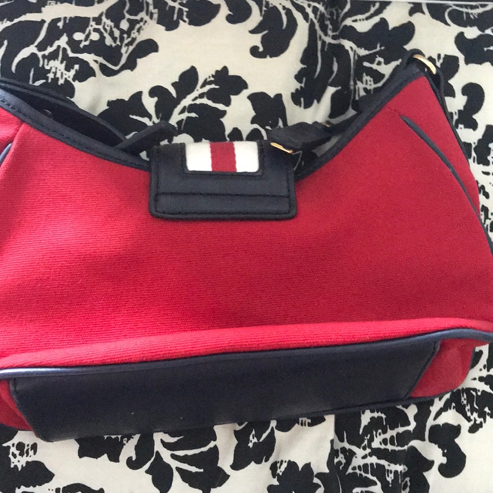 Small bag - Picture 3 of 3